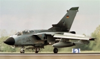 Γερμανία: Στέλνει Tornado στη μάχη κατά του ISIS στη Συρία