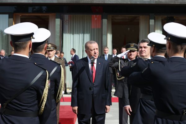 Ερντογάν: Η Τουρκία έχει ισχυρό στρατό και είναι αποφασισμένη να υπερασπιστεί τα δικαιώματά της