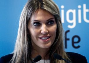 Δημητρακόπουλος: «Υπάρχουν στοιχεία ότι παρακολουθείτο η Εύα Καϊλή πριν αρθεί η ασυλία της»