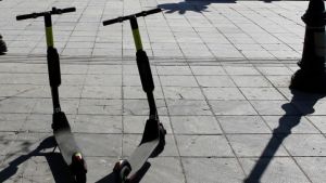 Με ηλεκτρικό πατίνι προσπάθησε να διαφύγει συλληφθείς για ναρκωτικά