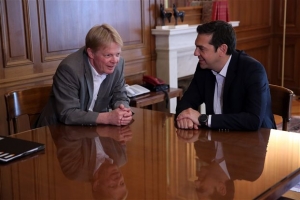Οικονομία και εργασιακά στη συνάντηση Τσίπρα-Χόφμαν