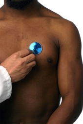 Οι υγειονομικοί αρνούνται την ένταξη του ΤΣΑΥ στον ΟΑΕΕ