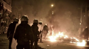 Σύσκεψη συγκαλεί η ΠΟΑΣΥ για τα επεισόδια σε βάρος αστυνομικών