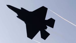 Λίβανος: Πανικός στους κατοίκους της Βηρυτού από υπερπτήσεις ισραηλινών μαχητικών