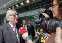 Γιούνκερ: Θα ζητήσω από τον Τσίπρα να εξηγήσει την ελληνική ψήφο - Η συζήτηση ξεκινά από μηδενική βάση