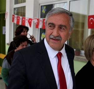 Ακιντζί: Η Λευκωσία, και όχι οι Βρυξέλλες, το πεδίο λύσης του Κυπριακού