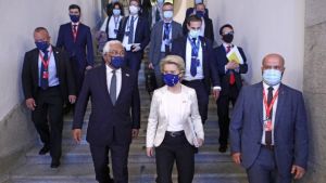Οι κυβερνήσεις της ΕΕ θα υιοθετήσουν δήλωση για εργασία και κοινωνικά δικαιώματα