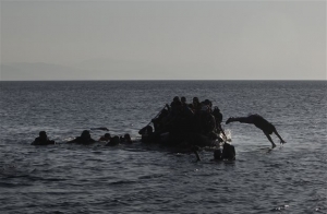 Αγνοούνται είκοσι πρόσφυγες νότια της Λαμπεντούζα