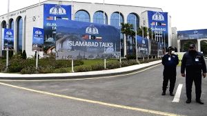 Στρατηγικές συνομιλίες: Ο Τραμπ στέλνει Γουίτκοφ και Κούσνερ στο Πακιστάν για επαφές με το Ιράν