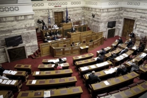 «Μασάζ» υπουργών σε βουλευτές για το πολυνομοσχέδιο