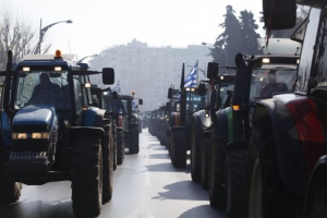 Συνάντηση Αποστόλου με αγρότες - Συνεχίζονται τα μπλόκα