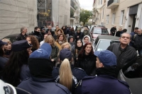 Συγκέντρωση της ΠΟΕΔΗΝ-Eμποδίστηκε η πρόσβαση στο Μαξίμου