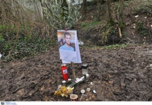 Ένα γράμμα για τον Βαγγέλη Γιακουμάκη από γονείς μαθητών λυκείου