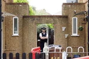 Λονδίνο: Δύο ενήλικες και δύο παιδιά βρέθηκαν νεκροί σε διαμέρισμα