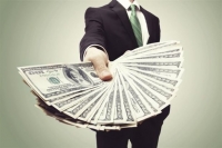 Spiegel: Πως οι σούπερ - πλούσιοι απειλούν τη δημοκρατία των ΗΠΑ