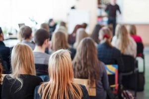 Πρόσκληση εκδήλωσης ενδιαφέροντος για θέσεις εκπαιδευτών ενηλίκων στα Κέντρα Διά Βίου Μάθησης