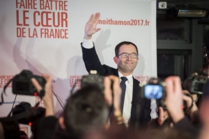 Μπενουά Αμόν: To αριστερό «εξτρέμ» που έκανε την έκπληξη