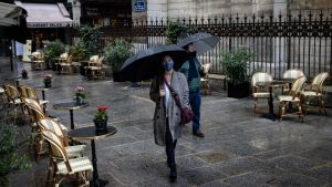 Γαλλία: Αύξηση κρουσμάτων παρά το lockdown