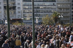 ΝΔ: Ψηφίζουμε τη ρύθμιση για το εφάπαξ βοήθημα σε συνταξιούχους