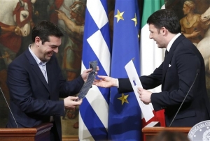 Η ιταλική γραβάτα που έκανε δώρο ο Ρέντσι στον Τσίπρα