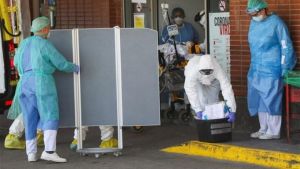 ΗΠΑ-Καλιφόρνια-κορονοϊός: Τουλάχιστον 4.650 νέα περιστατικά μόλυνσης και τουλάχιστον 80 νέοι θάνατοι