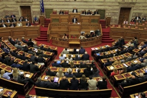 Συζήτηση για το νομοσχέδιο με τα προαπαιτούμενα - Στα 20 λεπτά/λίτρο ο φόρος στο κρασί -Το απόγευμα ψηφίζει η Ολομέλεια (Live)