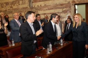 Πρόταση νόμου του ΠαΣοΚ για το εγγυημένο κοινωνικό εισόδημα