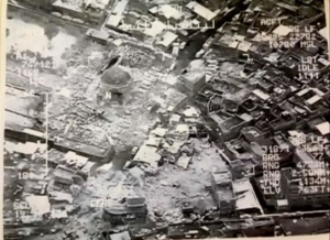«Ο ISIS χάνει και καταστρέφει» λέει το Ιράκ με φόντο το ρημαγμένο τέμενος