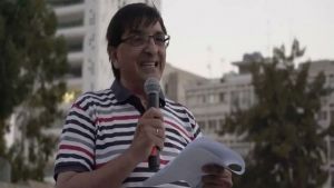 Κύπρος: Προφυλακιστέος ο οργανωτής της αντιεμβολιαστικής πορείας – Γιατρός με μεταπτυχιακό στο Χάρβαρντ (pics &amp; vids)