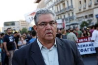 Σφοδρή επίθεση Κουτσούμπα στην κυβέρνηση για τις άδειες