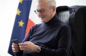 Γαλλία: «Ο πόλεμος του ζιβάγκο» – Σάλος με τις συμβουλές του υπουργού Οικονομικών