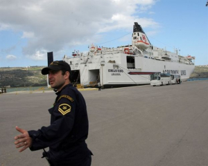 Εκλεβε τους επιβάτες στο πλοίο της γραμμής Πειραιάς - Σούδα