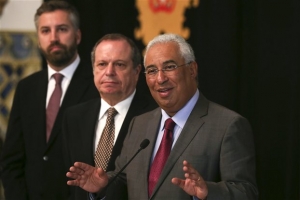 Στη συμμαχία σοσιαλιστών-κομμουνιστών η εντολή για σχηματισμό κυβέρνησης στην Πορτογαλία