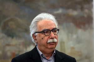 Ενοποίηση ειδικοτήτων και ψαλίδι στις αποσπάσεις μελετά το υπουργείο Παιδείας