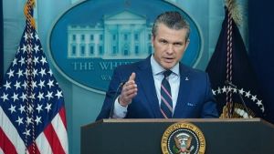 Η παγκόσμια διάσταση του αποκλεισμού των ΗΠΑ στο Ιράν, σύμφωνα με τον υπουργό Άμυνας Χέγκσεθ