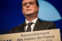 Έκκληση Ολάντ για ενότητα μετά την επίθεση στη Νίκαια