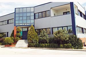 ZINCOMETAL: Η εταιρεία από το Κιλκίς που φωτίζει Ευρώπη, Αφρική και Μέση Ανατολή