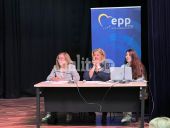 Θεσσαλονίκη: Η Μαρία Σπυράκη συνομιλεί με 200 μαθητές για τα fake news (vid &amp; pics)