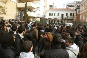 Κανονικά από την Παρασκευή τα μαθήματα στους χώρους της Νομικής