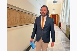Στον Πρόεδρο της Βουλής η ανεξαρτητοποίηση του Πέτρου Παππά - Καταγγέλλει «γραφειοκρατικές φατρίες» και «ντροπιαστικό συνέδριο»