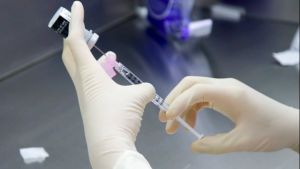 Η Johnson &amp; Johnson υπέβαλε αίτηση για την έγκριση του εμβολίου της στις ΗΠΑ