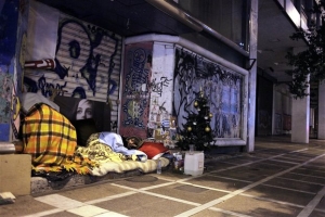 Εκτακτα μέτρα του δήμου Αθηναίων για τους αστέγους εν όψει ψύχους