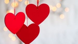 Κόντρα στον Άγιο Βαλεντίνο, με «Anti Valentine» γλυκά για singles