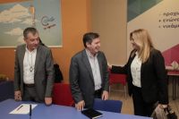 Το παιχνίδι Τσίπρα με την Κεντροαριστερά