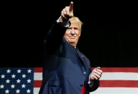 Ο Τραμπ σε Συμπληγάδες, ο κάθε ρεπουμπλικανός κοιτά το δικό του μέλλον