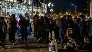 Αρχίζουν οι επιστροφές μεταναστών μεταξύ Γαλλίας και Ηνωμένου Βασιλείου