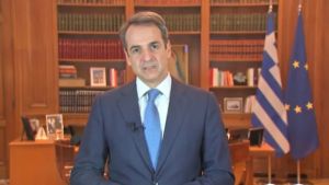 Διάγγελμα Μητσοτάκη - κορωνοϊός: Ότι ισχύει για δημόσιες συναθροίσεις ισχύει και για εκκλησίες
