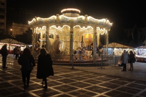 Πώς θα λειτουργήσει η αγορά την παραμονή των Χριστουγέννων