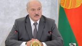 Ο πρόεδρος της Λευκορωσίας αναφέρει ότι σχεδόν το ένα τρίτο του στρατού έχει αναπτυχθεί στα σύνορα με την Ουκρανία