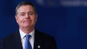 Αλλαγές στην Ιρλανδία: Παραίτηση του Πασκάλ Ντόναχιου από το Eurogroup για τον ρόλο του στην Παγκόσμια Τράπεζα